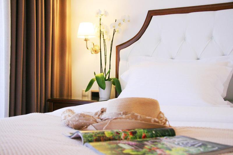 Armata Boutique Hotel Spétses Екстериор снимка
